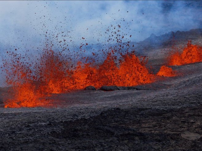 Havaji - vulkan (Foto: EPA-EFE/BRUCE OMORI / PARADISE HELICOPTERS) - 