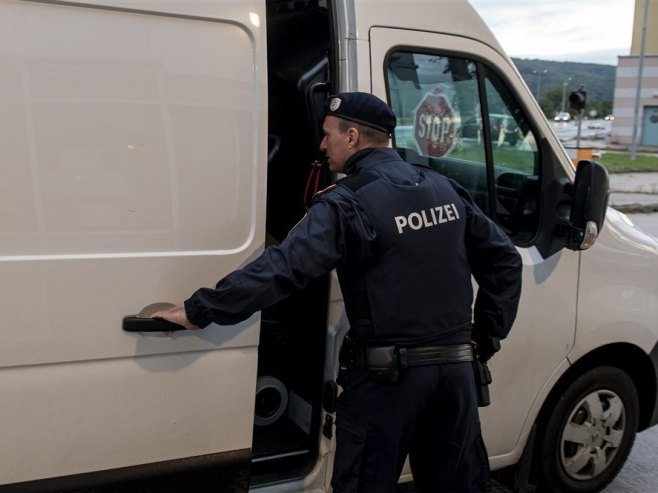 Austrijska policija (Foto: EPA-EFE/CHRISTIAN BRUNA, ilustracija) - 