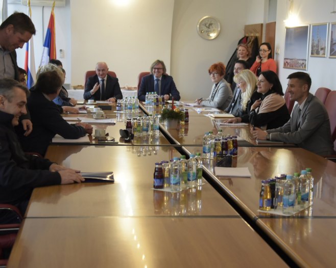 Petar Đokić u Rafineriji Brod Petar Đokić u Rafineriji Brod - Foto: SRNA