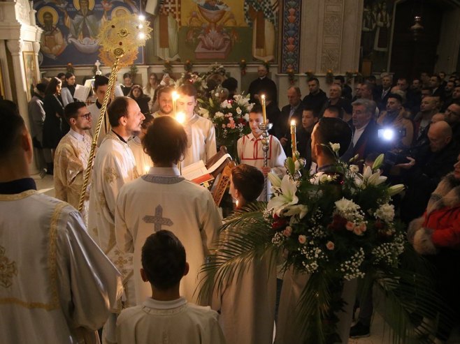 Božićna liturgija u Trebinju - Foto: SRNA