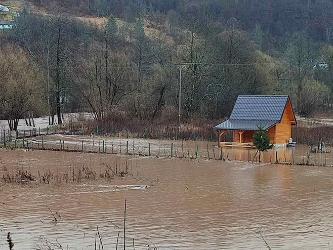 Trnovo-poplave - Foto: RTRS