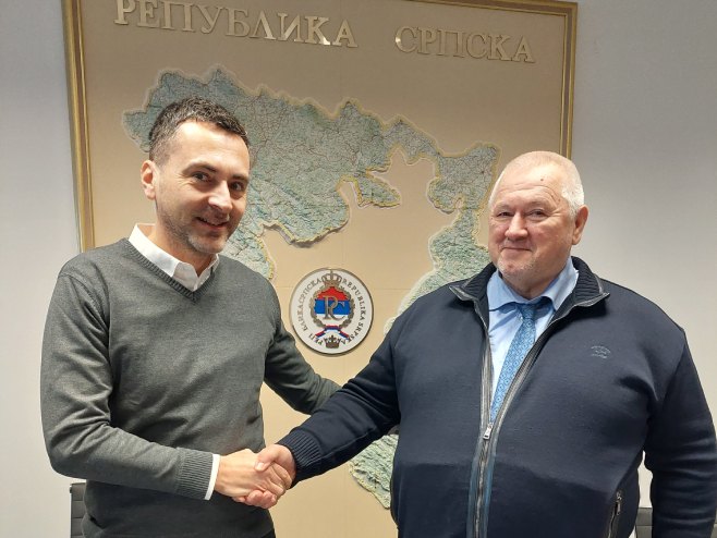 Čordaš i Milivojević (Foto: Republički sekretarijat za raseljena lica i migracije) - 