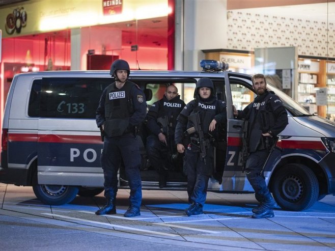 Policija Austrije (Foto: EPA-EFE/CHRISTIAN BRUNA/ilustracija) - 