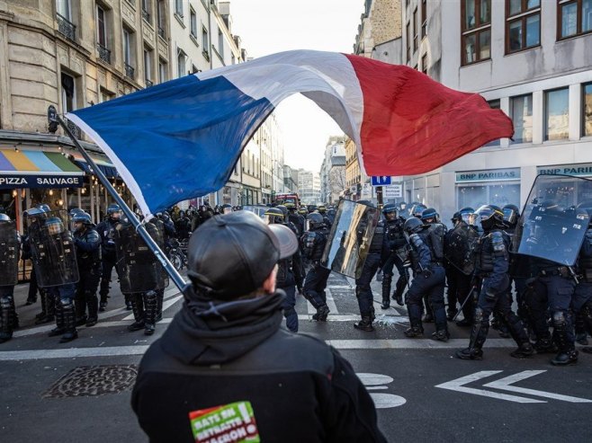 Protesti u Francuskoj (Foto: EPA-EFE/CHRISTOPHE PETIT TESSON/ilustracija) - 