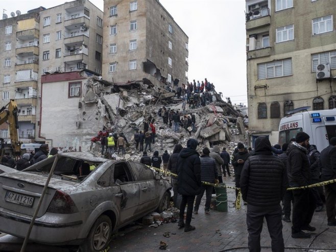 Turska - zemljotres (Foto: EPA/REFIK TEKIN, ilustracija) - 