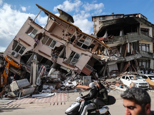Turska - zemljotres  (Foto:EPA-EFE/ERDEM SAHIN) - 