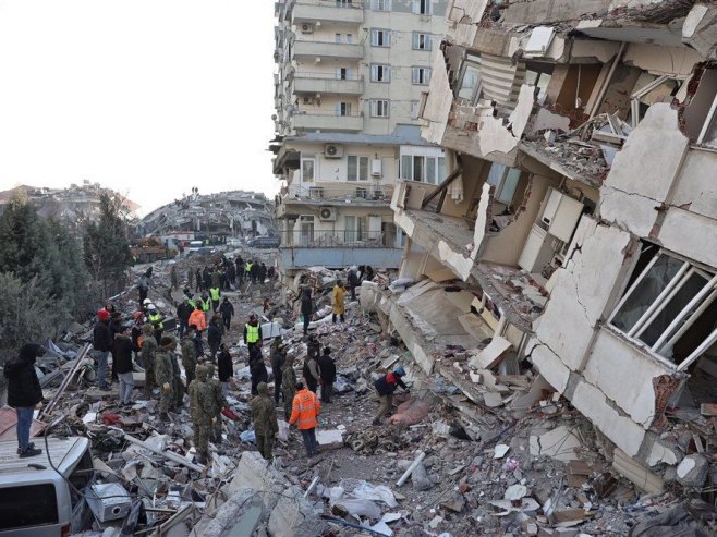 Turska - posljedice zemljotres (Foto: EPA/ABIR SULTAN) - 
