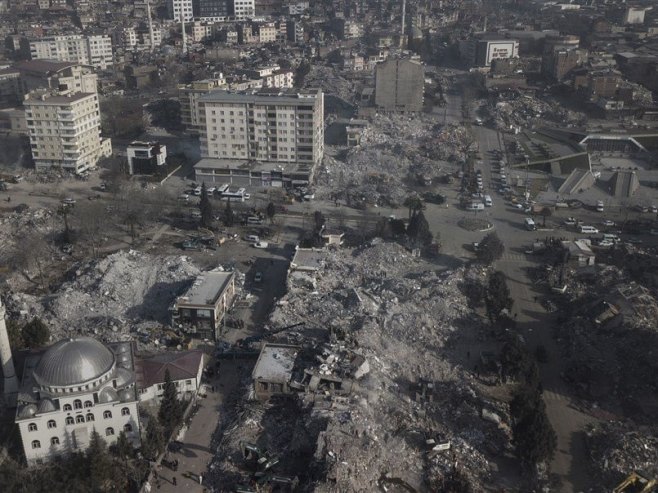 Posljedice zemljotresa u Kahramanmarašu (foto: EPA-EFE / TOLGA BOZOGLU) - 