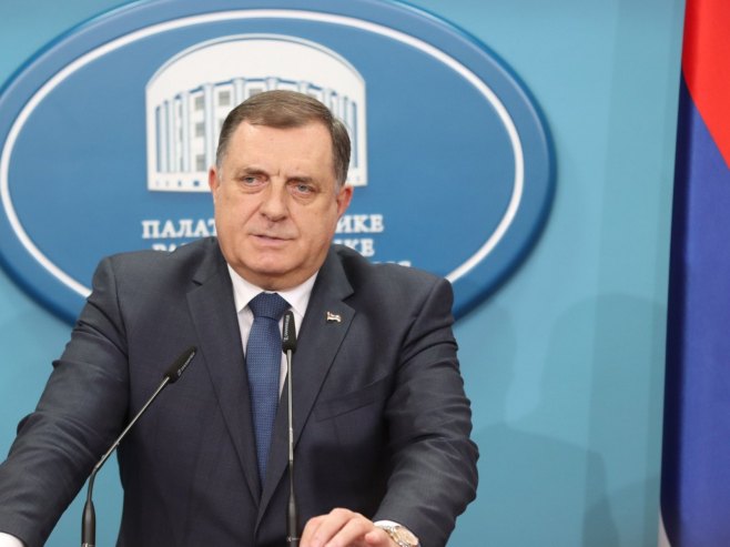 Milorad Dodik (Foto: B. Zdrinja) - 