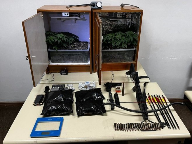 Improvizovana laboratorija za uzgoj marihuane - Foto: Ustupljena fotografija