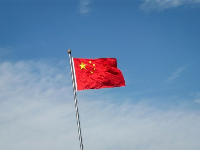 Zastava NR Kine (Foto: EPA/MARK R. CRISTINO) - 
