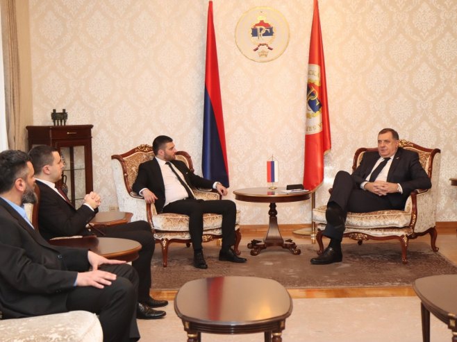 Milorad Dodik sa delegacijom Nikšića - Foto: 