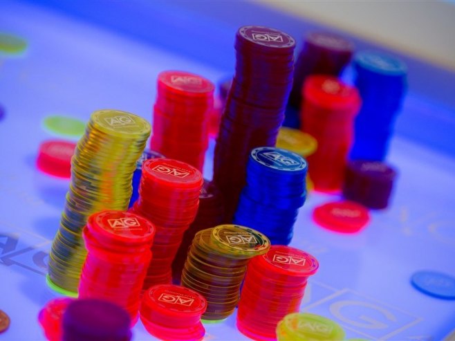 Kockanje (Foto: EPA-EFE/JEROME FAVRE/ilustracija) - 