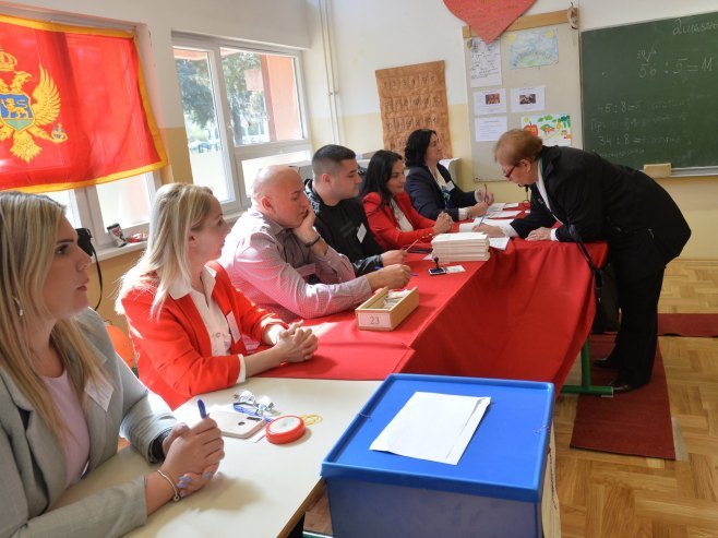 Predsjednički izbori u Crnoj Gori (foto: TANJUG / ZORAN ŽESTIĆ) - 