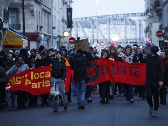 Protesti u Francuskoj (Foto: EPA/YOAN VALAT, ilustracija) - 
