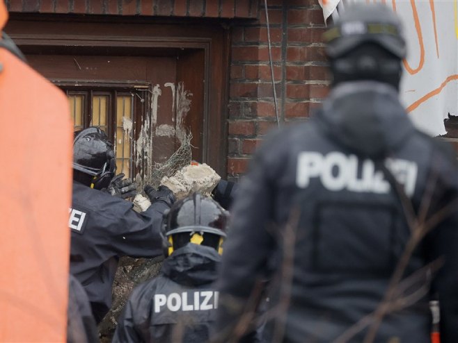 Njemačka policija (Foto: EPA-EFE/RONALD WITTEK, ilustracija) - 