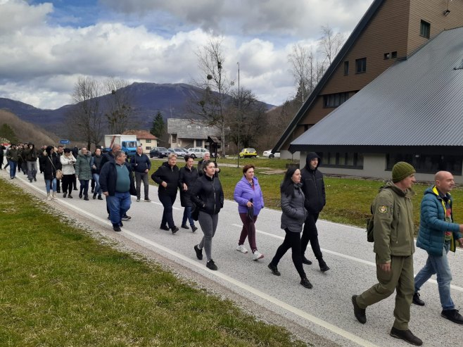 Protestna šetnja radnika NP "Sutjeska" - Foto: SRNA