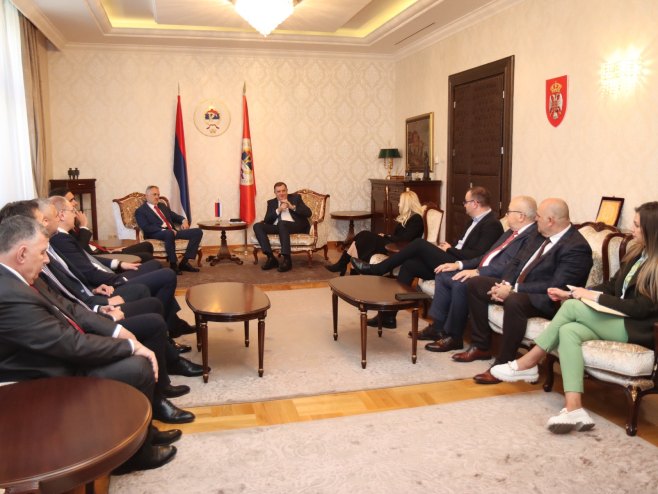 Dodik čestitao odbojkašima jubilej: Vi ste najbolji ambasadori Srpske