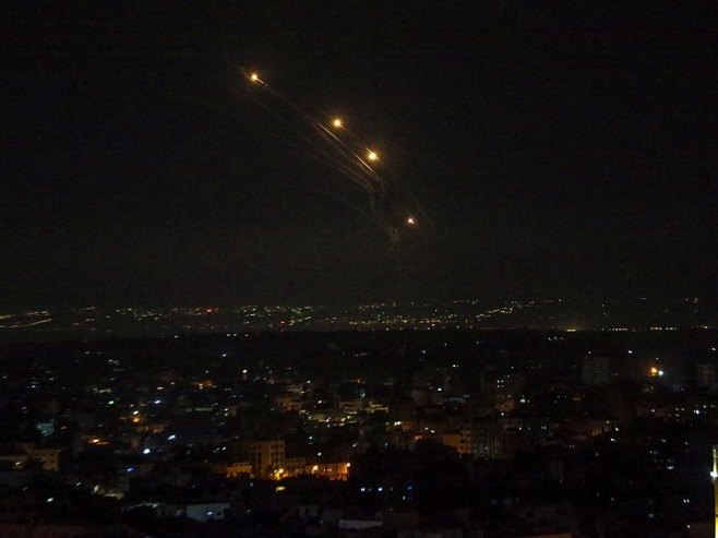 Sukobi u Gazi (Foto: EPA/MOHAMMED SABER) - 