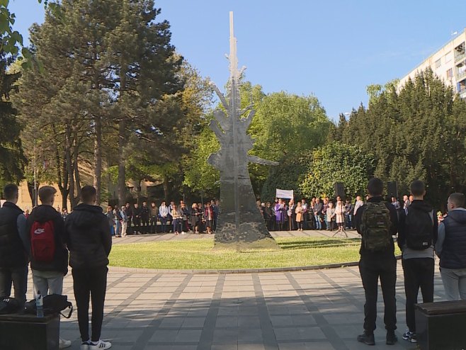 Banjaluka: Odata počast palim borcima - Foto: RTRS