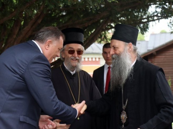 Dodik, episkop Јefrem i patrijarh Porfirije - Foto: 