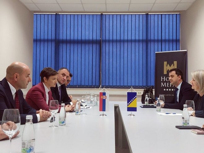 Brnabić na sastanku sa Krišto - Foto: RTRS