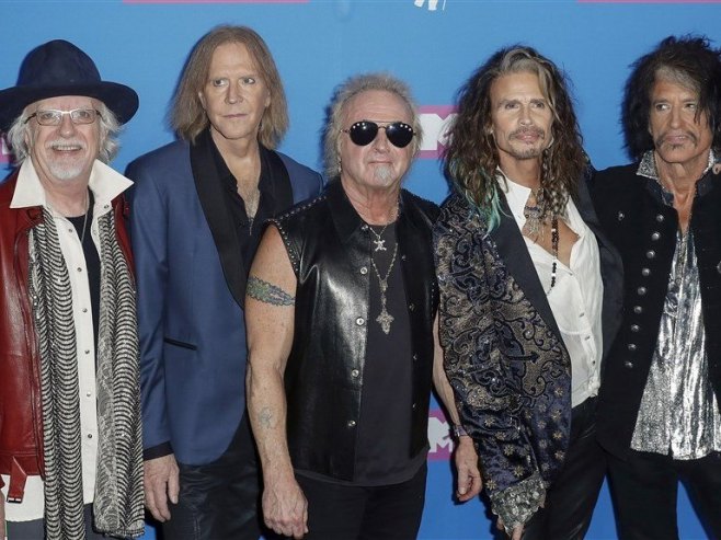 Aerosmit (Foto: EPA-EFE/JASON SZENES, ilustracija) - 