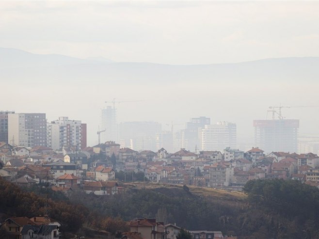 Priština (Foto: EPA/VALDRIN XHEMAJ) - 