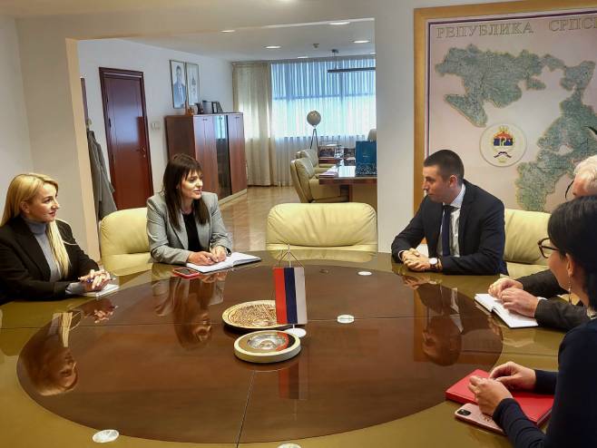 Šulić, Vukliš i Šalić - sastanak (Foto: Ministarstvo trgovine i turizma Srpske) - 