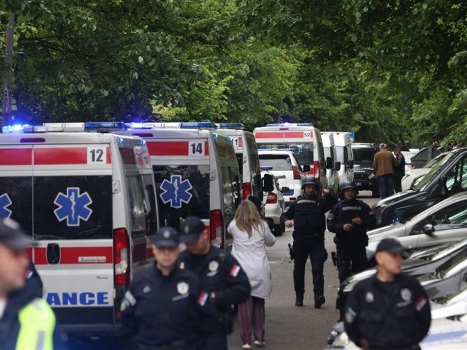 Hitna pomoć u Beogradu (Foto: EPA-EFE/ANDREJ CUKIC) - 