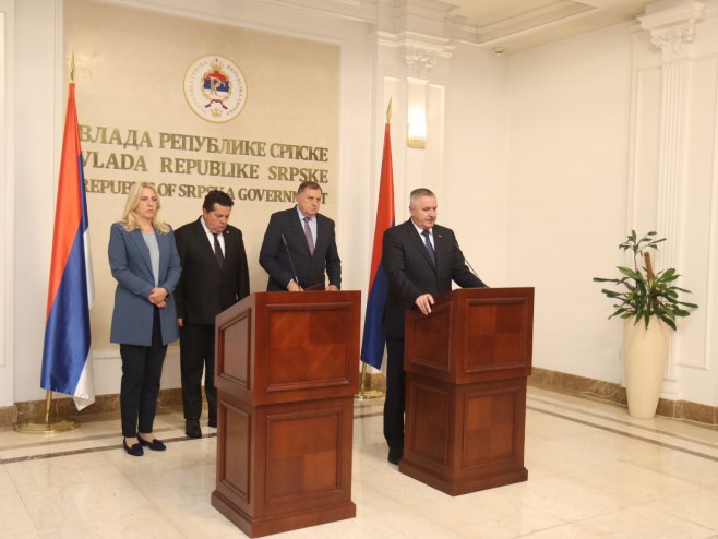 Konferencija za novinare - Foto: predsjednikrs.rs/Borislav Zdrinja