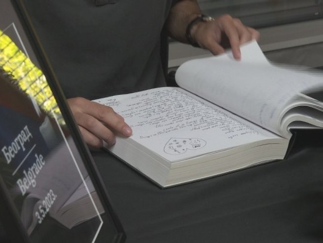 Knjiga žalosti u Srpskoj Knjiga žalosti u Srpskoj - Foto: RTRS