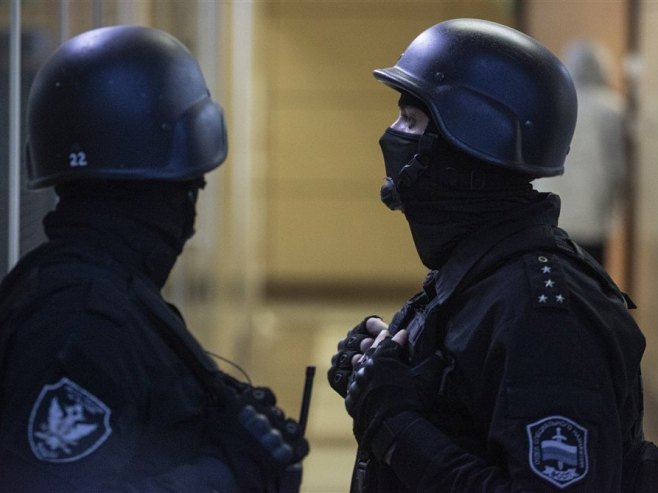 Ruska policija (Foto: EPA-EFE/SERGEI ILNITSKY, lustracija) - 