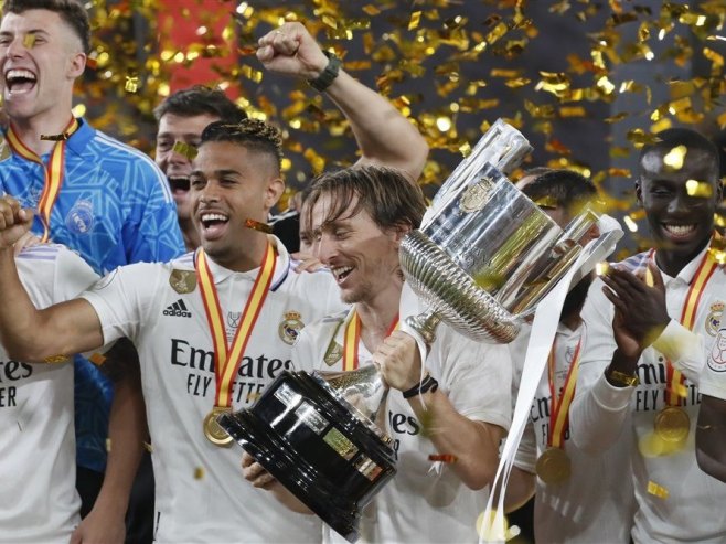 Fudbaleri Real Madrida (Foto: EPA-EFE/Jose Manuel Vidal) - 