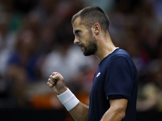 Laslo Đere (Foto: ilustracija/EPA-EFE/Biel Alino) - 