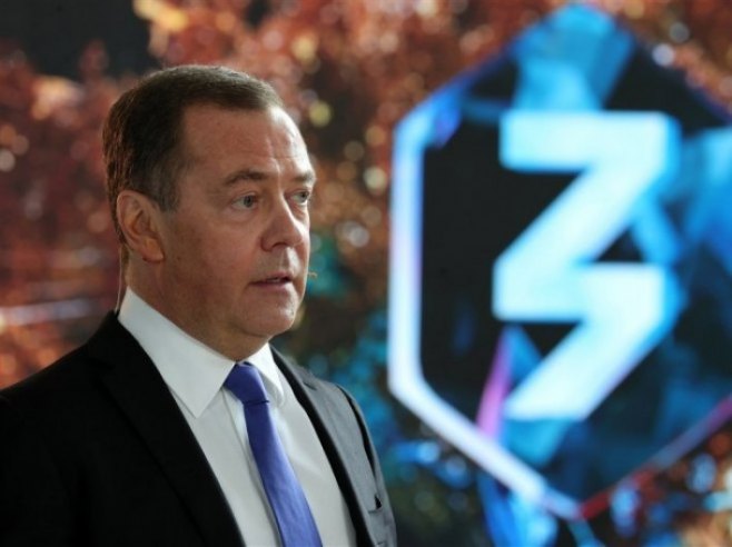 Dmitrij Medvedev (foto: EPA-EFE / EKATERINA SHTUKINA / SPUTNIK) - 