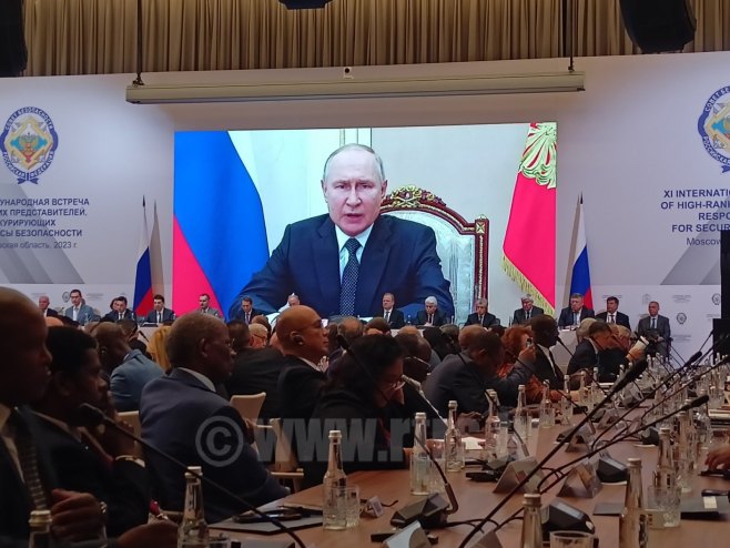Obraćanje Putina na bezbjednosnom forumu - Foto: RTRS