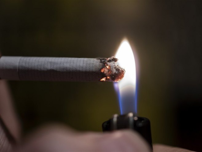 Cigareta (Foto: EPA-EFE/CHRISTIAN BRUNA) - 
