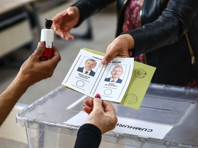 Drugi krug predsjedničkih izbora u Turskoj; Glasali Erdogan i Kiličdaroglu (FOTO)