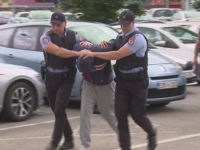 Uhapšeni u policijskoj akciji "Polo" sprovedeni u Okružno javno tužilaštvo u Banjaluci - Foto: RTRS