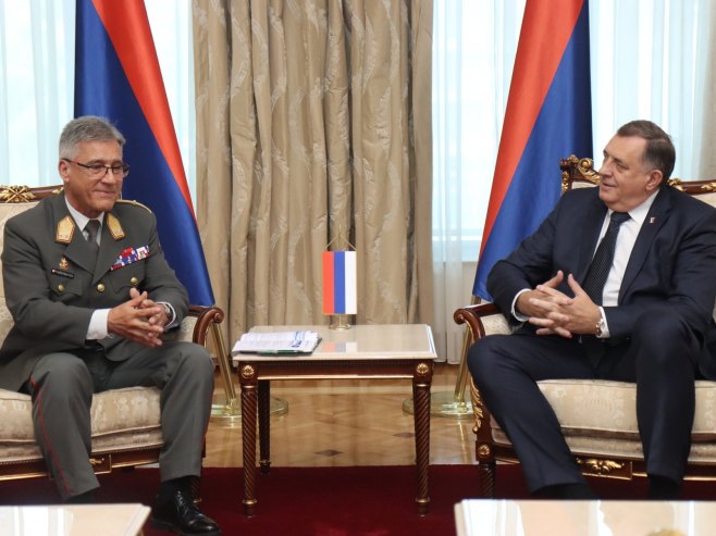 Dodik sa komandantom EUFOR-a - Foto: predsjednikrs.rs/Borislav Zdrinja