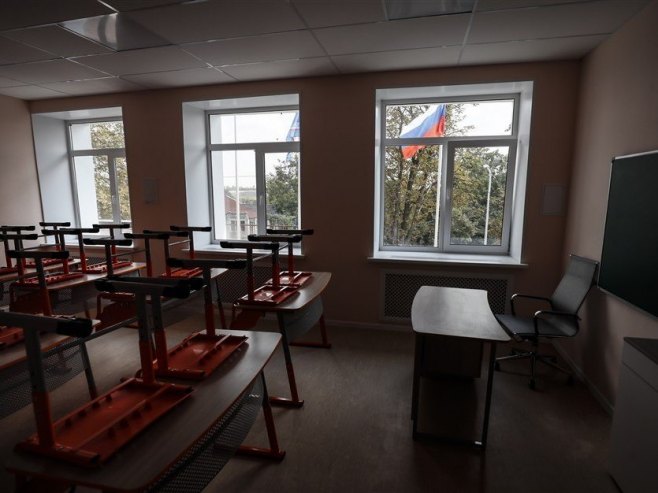 Učionica (Foto: EPA-EFE/YURI KOCHETKOV/ilustracija) - 