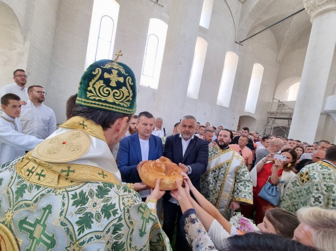 Mostar: Brojni vjernici na proslavi krsne slave Sabornog hrama (VIDEO)
