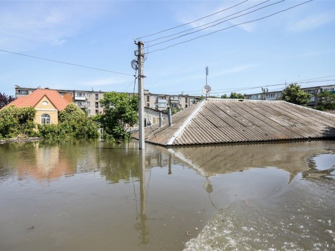 Poplave u Kahovki (Foto: EPA-EFE/MYKOLA TYMCHENKO/ilustracija) - 