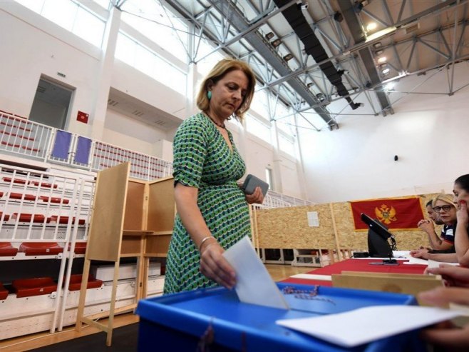 Izbori u Crnoj Gori  (Foto:EPA-EFE/BORIS PEJOVIC) - 
