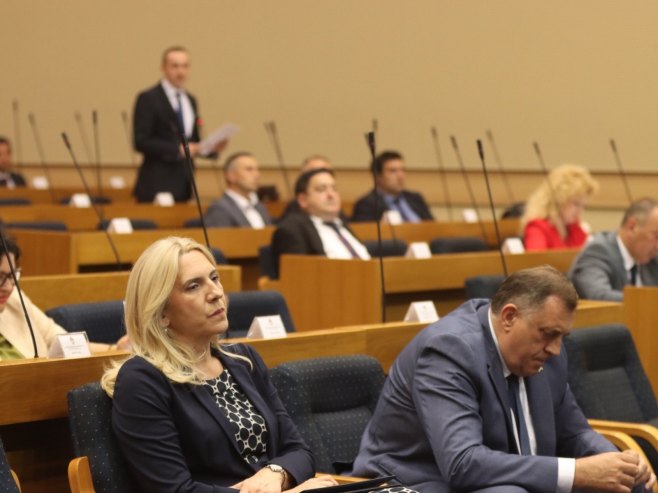 Cvijanović i Dodik Cvijanović i Dodik - Foto: predsjednikrs.rs/Borislav Zdrinja
