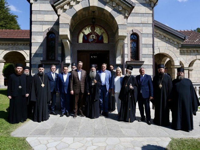 Posjeta manastiru Osovica - Foto: predsjednikrs.rs/Borislav Zdrinja