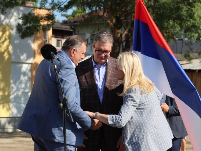 Vučić, Dodik i Cvijanović - Foto: RTRS