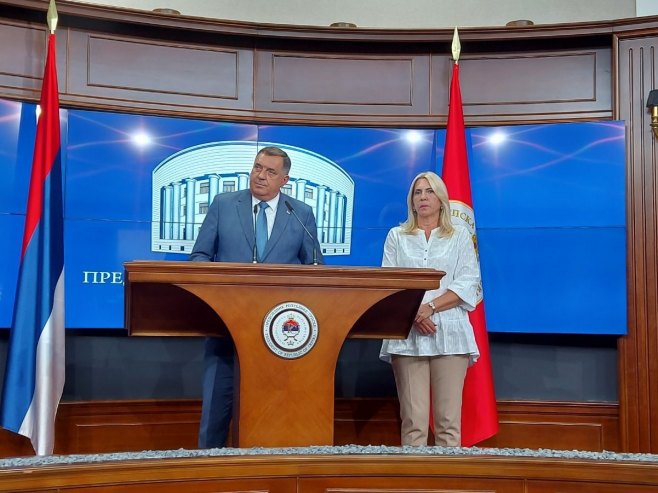 Konferencija za novinare Dodik i Cvijanović - Foto: RTRS