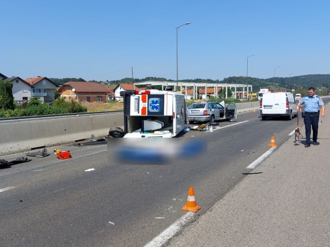 Saobraćajna nesreća na brzoj cesti Banjaluka-Laktaši - Foto: RTRS